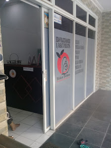 Klinik Bidan Rahayu Prihatina, SST