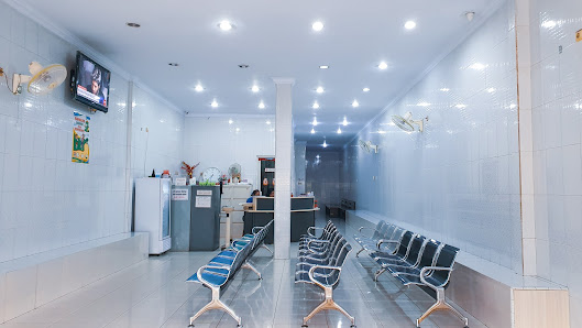 Klinik Dr. Kardi Mitra Husada