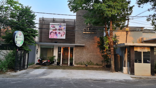 Klinik Kecantikan Mendawai Jaksel - Esther Aesthetic Clinic