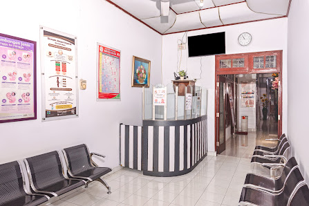 Klinik M. Husen (Otista Raya)