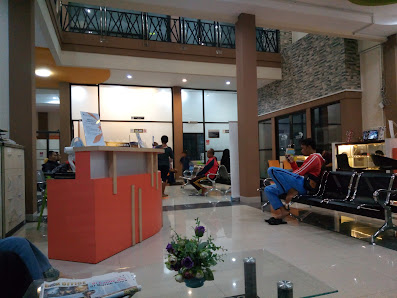 KLINIK MATA KUNINGAN