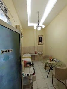 KLINIK MEDIKA SALSABILA TEBET