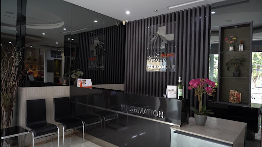 Klinik Permata Dr. Wong Wolter Monginsidi – Hair Clinic: Treatment, Rejuvenation, & Tanam Rambut di Jakarta Selatan