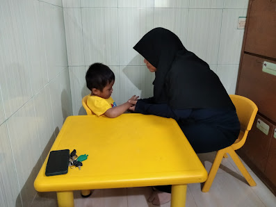 Klinik Tumbuh Kembang Bunga Mawar