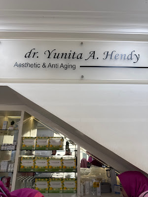 Klinik Young and Healthy by. dr. Yunita A Hendy cab.Legenda Wisata