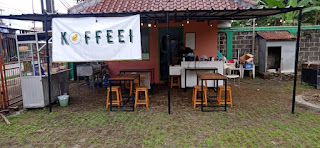 Koffeei dan Roti Bakar Grage