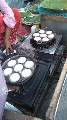 Kue carabikang Jalan Parangtritis Jogja