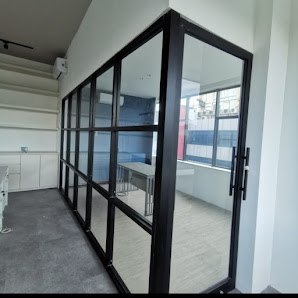 Kusen Pintu Aluminium Kaca Terdekat