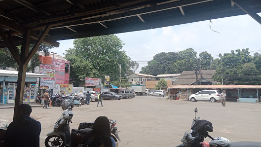 KYM Trans Pondok Pinang