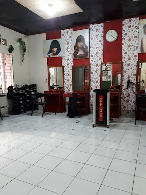La Rise Salon