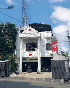 Laris Love Salon