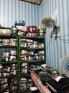 LAUNDRY EXPRES, CUCI BAJU, CUCI SEPATU, CUCI KARPET (PERMATA LAUNDRY)