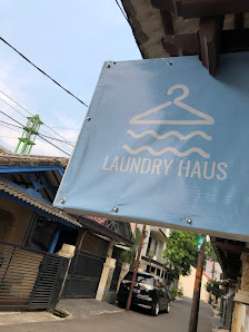 Laundry Haus. “We serve you better”
