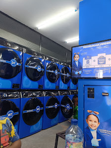 LAUNDRY SELF SERVICE 24 JAM CONDET
