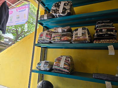 LAUNDRY TANJAKAN TERDEKAT