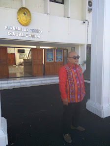 LAW OFFICE FUAD ABDULLAH & PARTNERS - KANTOR PENGACARA