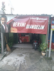 Lion Parcel - Yayang Saragih