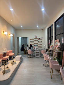 Longlashting Studio Kuningan by Genie Steviana