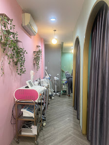 Lunix Beauty Bar