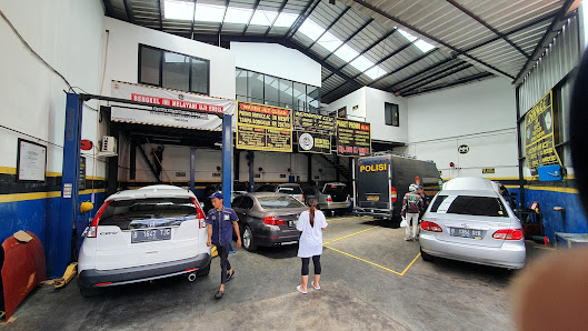 Maju Motor Duren Tiga