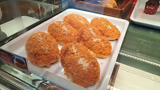 MAKO BAKERY & CAKE - PLAZA ADORAMA KEMANG