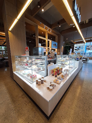 MAKO CAKE & BAKERY - KELAPA GADING