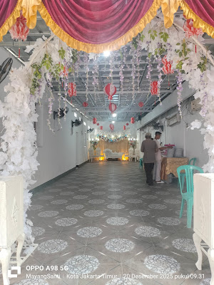 Mama Eni Rias Pengantin