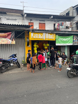 Mamma Roti Jembatan Lima