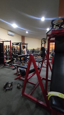MARK'S GYM