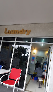 MAXLY LAUNDRY Kelapa Gading