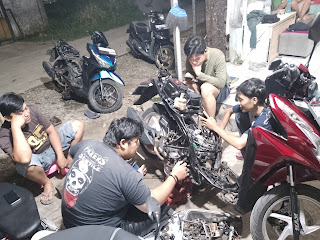 Mbah Barno (Service Motor & service TV)