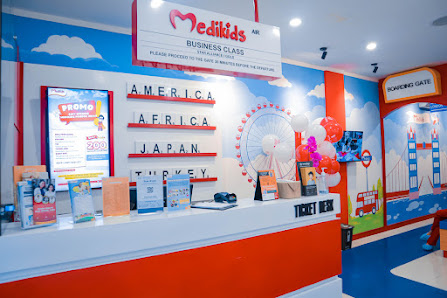 Medikids Pondok Indah | Klinik Gigi Spesialis, Vaksin Anak & Keluarga
