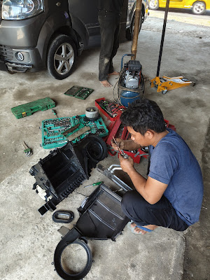 Mekanik panggilan Bogor//( bengkel mobil Dokter Mesin)