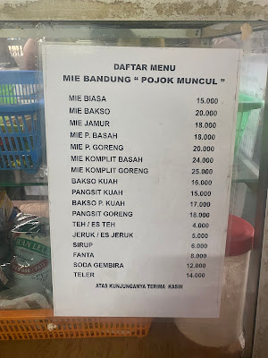 Mie Bandung Pangsit Komplit "Pojok Muncul"