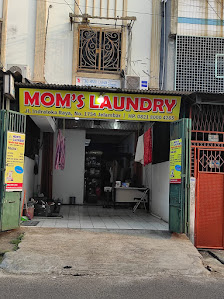 Mom's Laundry Jelambar Indraloka