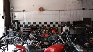 Motorist Agung Motor