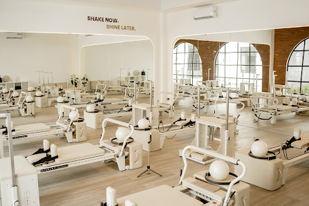 MOUV Pilates Kedoya