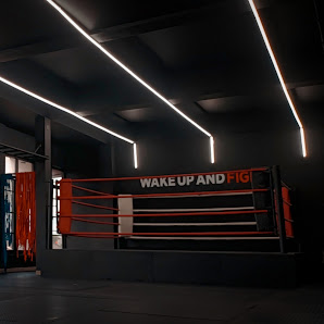Muay Thai Bekasi - Strike Training Camp