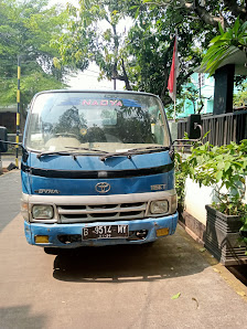Nadya Sedot Wc Pondok Gede
