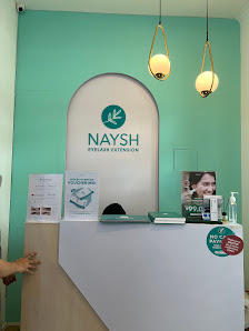 Naysh eyelash extension