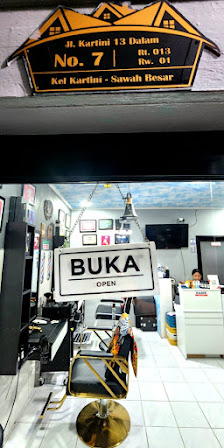 NEF’S BARBERSHOP