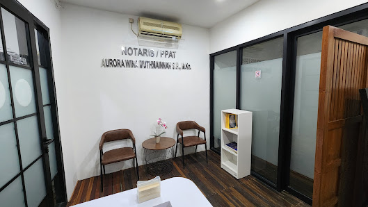 Notaris/PPAT Aurora Wina Muthmainnah, S.H., M.Kn