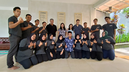 Numani Reflexology by. Kayuputih