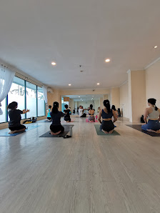 One Yoga Studio