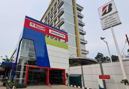 OTOPAC Daan Mogot (ToMo Bridgestone)