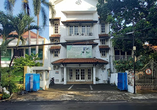 PACIFIC MANYAR KLINIK & SPA