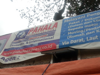 PAHALA EXPRESS BLOK M SQUARE