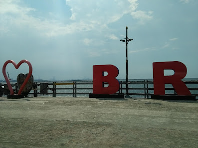 Pantai beach pool ancol