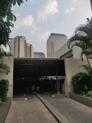 Parkir Motor Hotel Fairmont