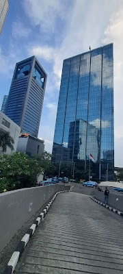 Parkiran motor Kuningan City